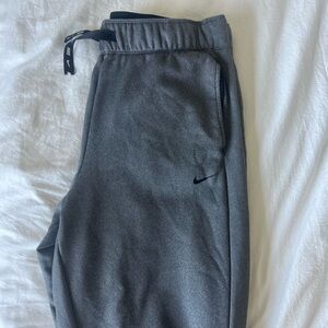 NIKE GREY SWEATPANTS | SIZE LARGE